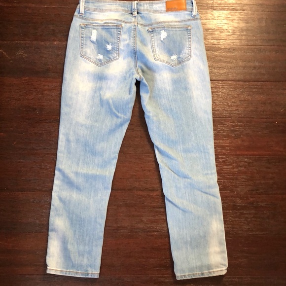 Dollhouse Distressed Jeans - Picture 5 of 7